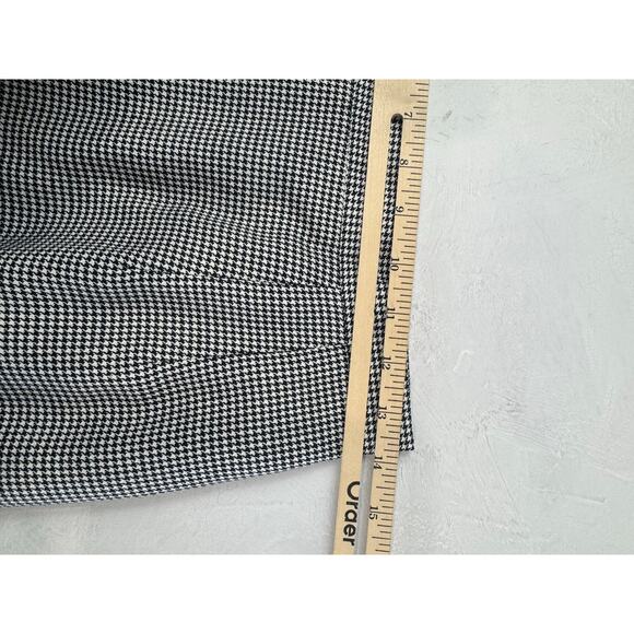Vintage Michel T Skirt Fits M Black White Houndstooth Wool Blend‎ Pencil Preppy - Picture 4 of 8
